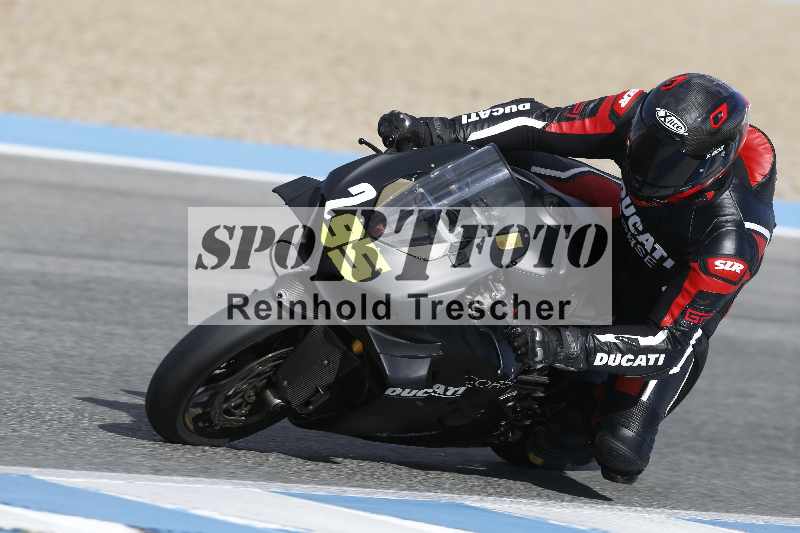 Archiv-2025/01 24.-27.01.2025 Moto Center Thun Jerez/rot-red/295